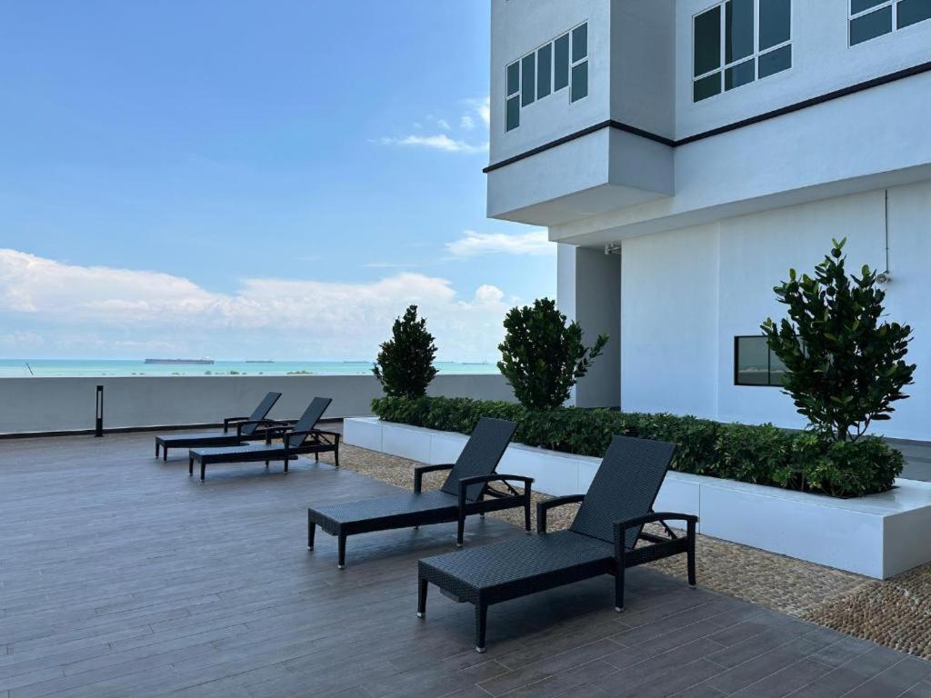 Apartment Amber Cove -sunset Bliss Retreat Sea/cityview By Luxpro Malacca