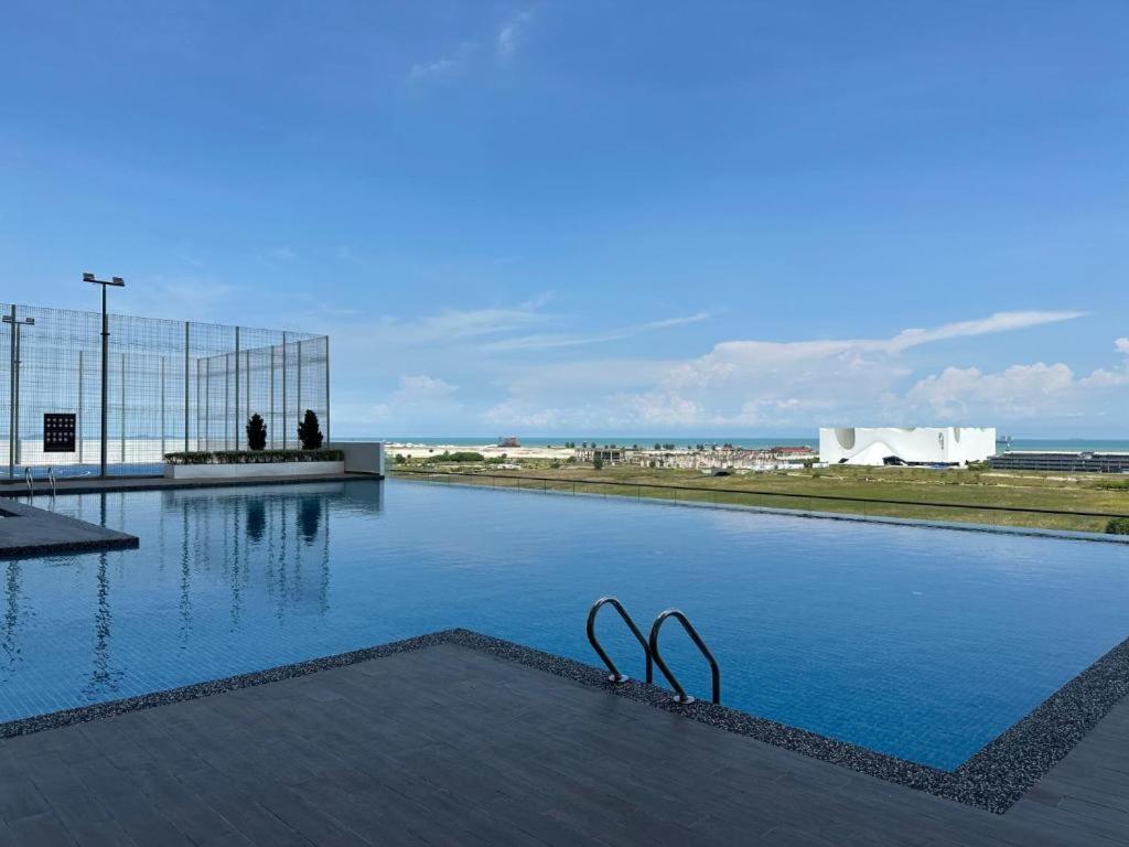 Amber Cove -sunset Bliss Retreat Sea/cityview By Luxpro
